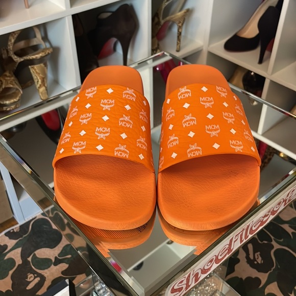 MCM Monogram Pool Slides RARE Persimmon/White Colorway - 41 - Picture 5 of 11